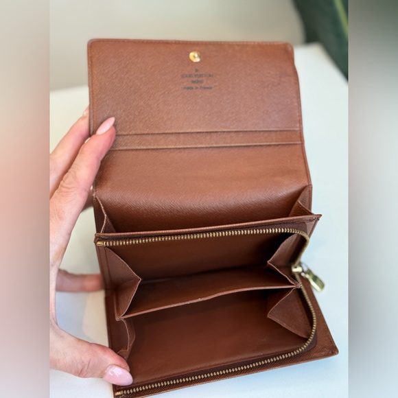 LOUIS VUITTON ‘Monogram Porte-Monnaie Tresor Wallet’ - Picture 7 of 12